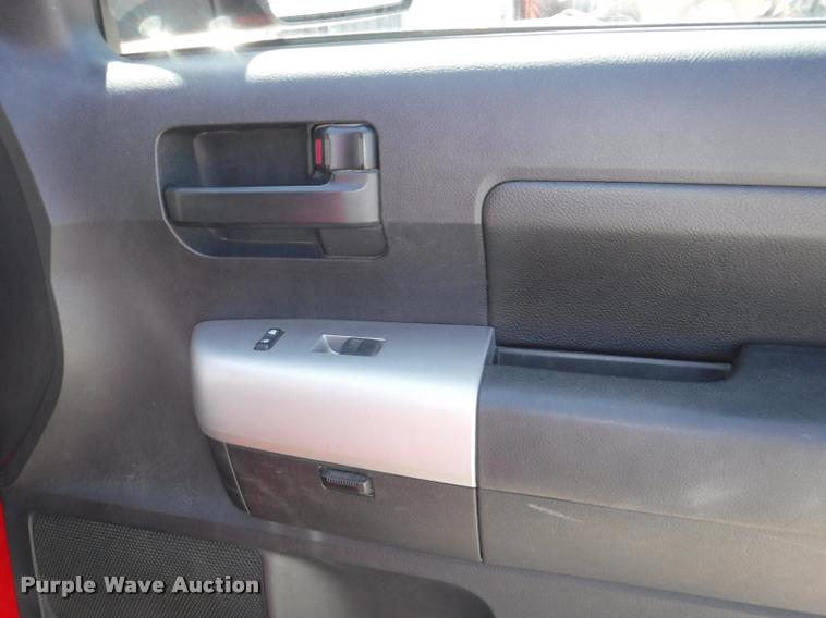 image for item DB3899 2008 Toyota Tundra Double Cab pickup truck