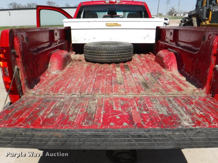 image for item DB3900 2009 Chevrolet Silverado 1500 pickup truck