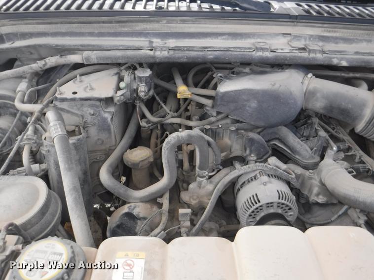 image for item DB3918 2004 Ford F250 Super Duty XL SuperCab pickup truck