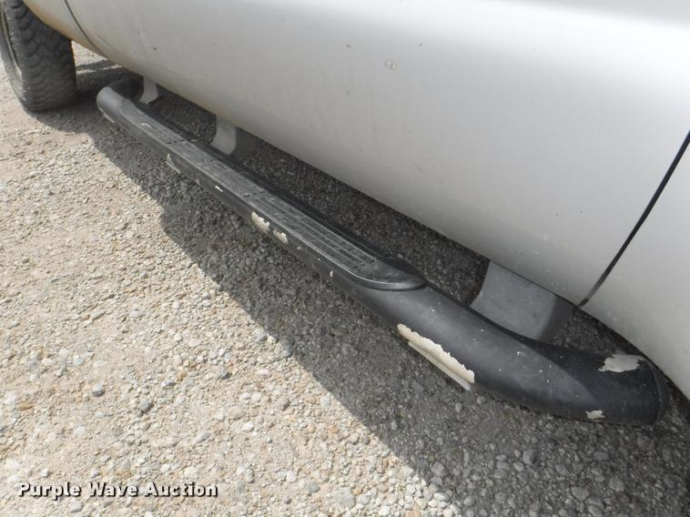 image for item DB3918 2004 Ford F250 Super Duty XL SuperCab pickup truck