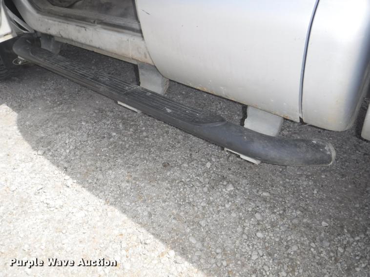 image for item DB3918 2004 Ford F250 Super Duty XL SuperCab pickup truck