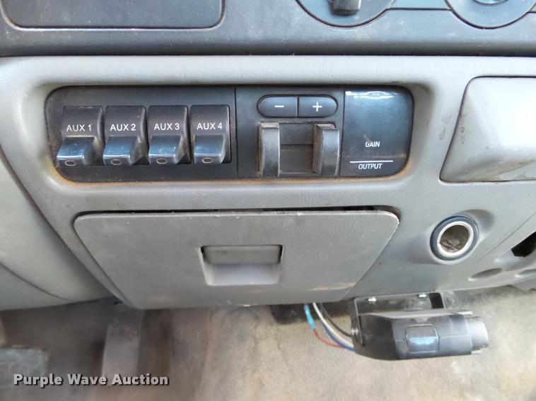 image for item DB4691 2007 Ford F550 XL dump bed truck