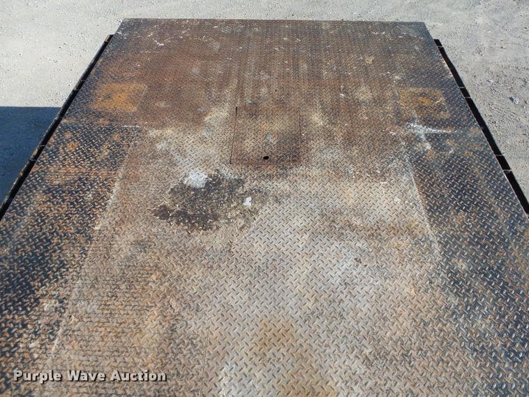 image for item DB4691 2007 Ford F550 XL dump bed truck