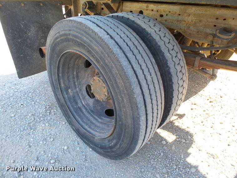 image for item DB4691 2007 Ford F550 XL dump bed truck