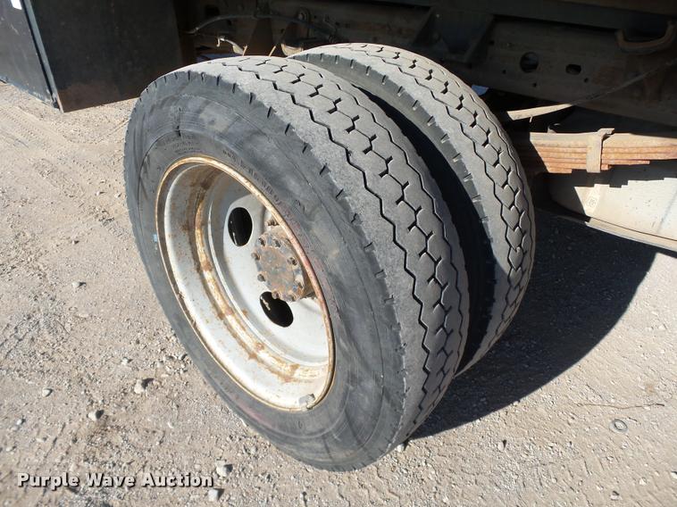 image for item DB4691 2007 Ford F550 XL dump bed truck