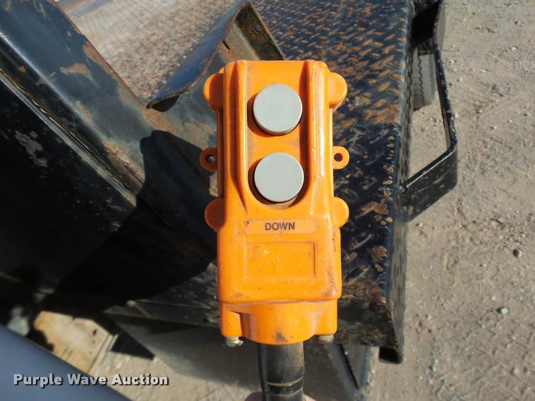 image for item DB4691 2007 Ford F550 XL dump bed truck