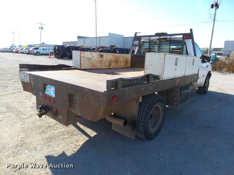 image for item DB4692 2000 Ford F350 XL Super Duty flatbed pickup truck