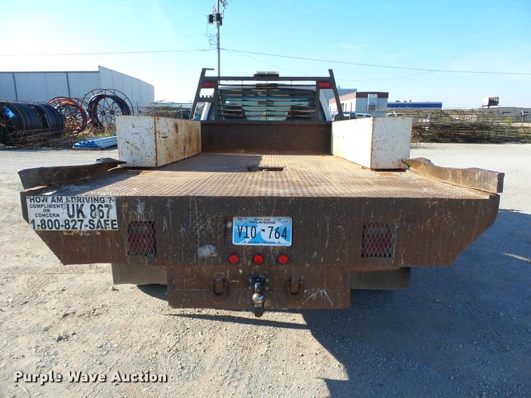 image for item DB4692 2000 Ford F350 XL Super Duty flatbed pickup truck