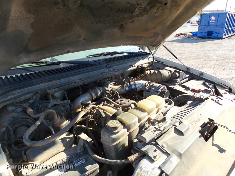 image for item DB4692 2000 Ford F350 XL Super Duty flatbed pickup truck