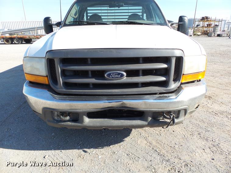 image for item DB4692 2000 Ford F350 XL Super Duty flatbed pickup truck