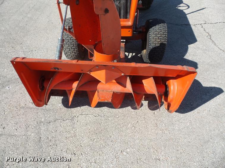 image for item DC9238 Allis Chalmers 712 Hydro garden tractor