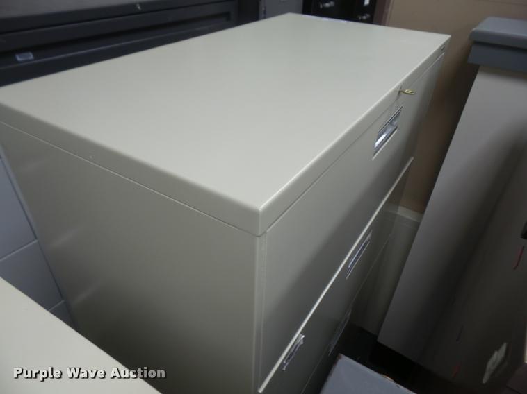 image for item DC9281 (24) filing cabinets