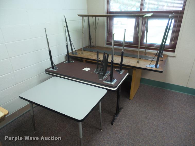 image for item DC9282 Furniture