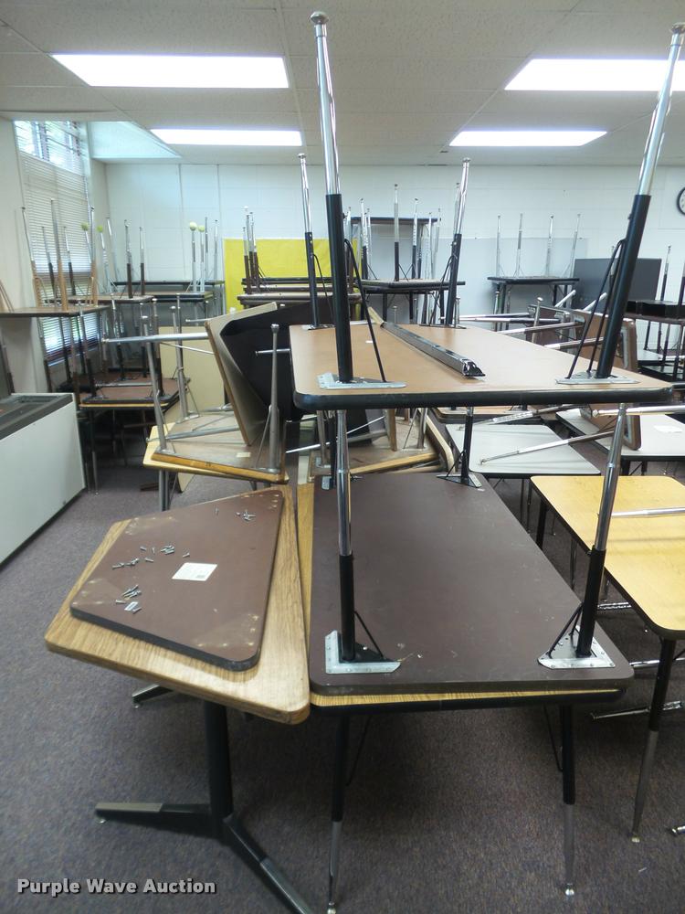 image for item DC9282 Furniture