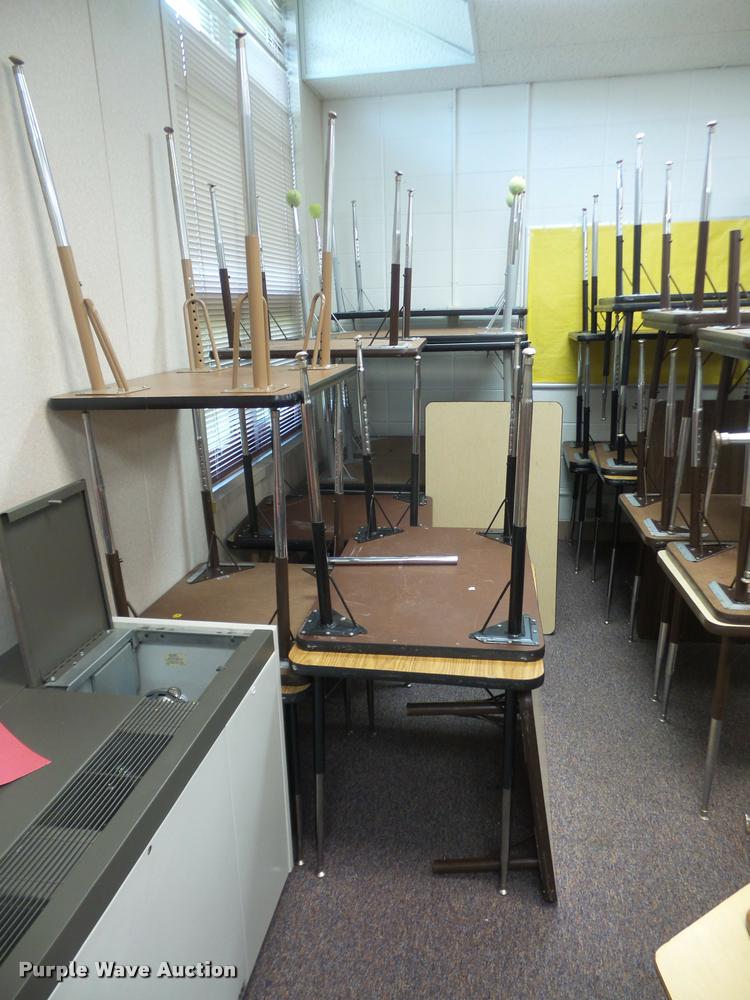 image for item DC9282 Furniture