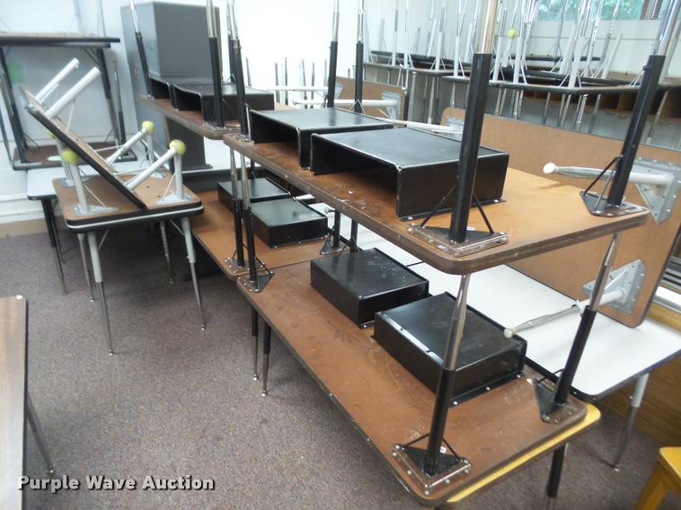 image for item DC9282 Furniture