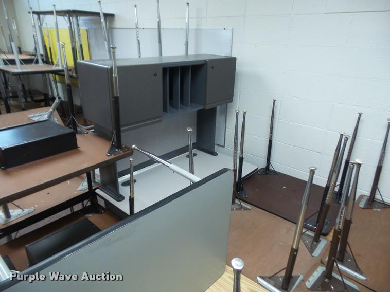 image for item DC9282 Furniture