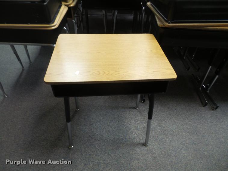image for item DC9284 (254) student desks