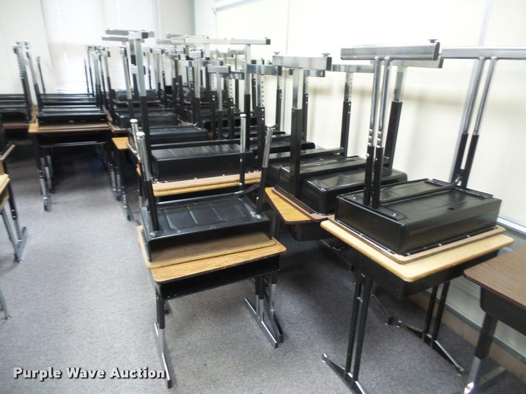 image for item DC9284 (254) student desks