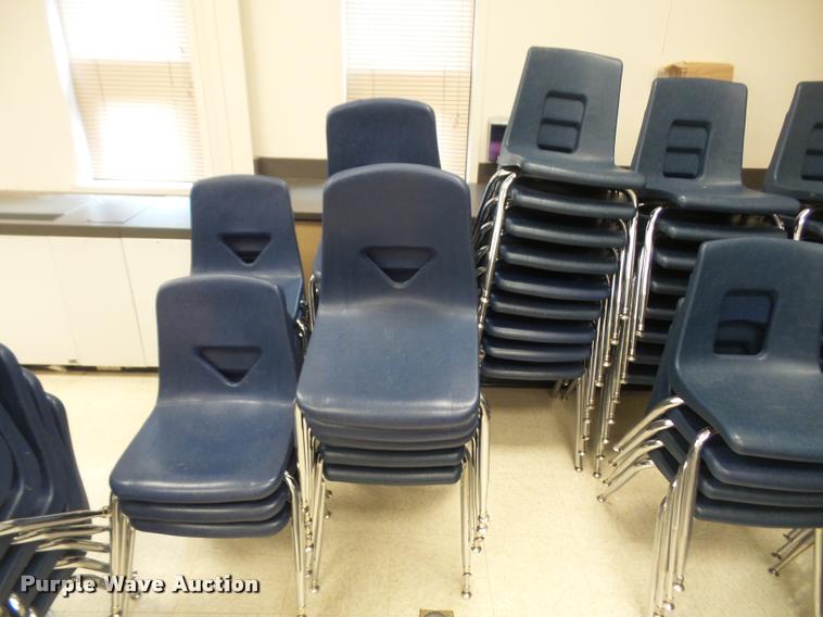 image for item DC9288 (267) student chairs
