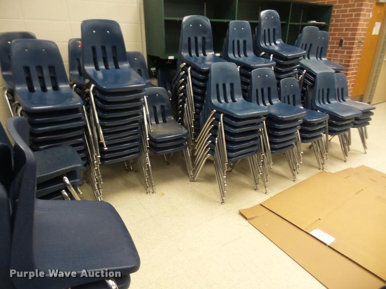 image for item DC9288 (267) student chairs