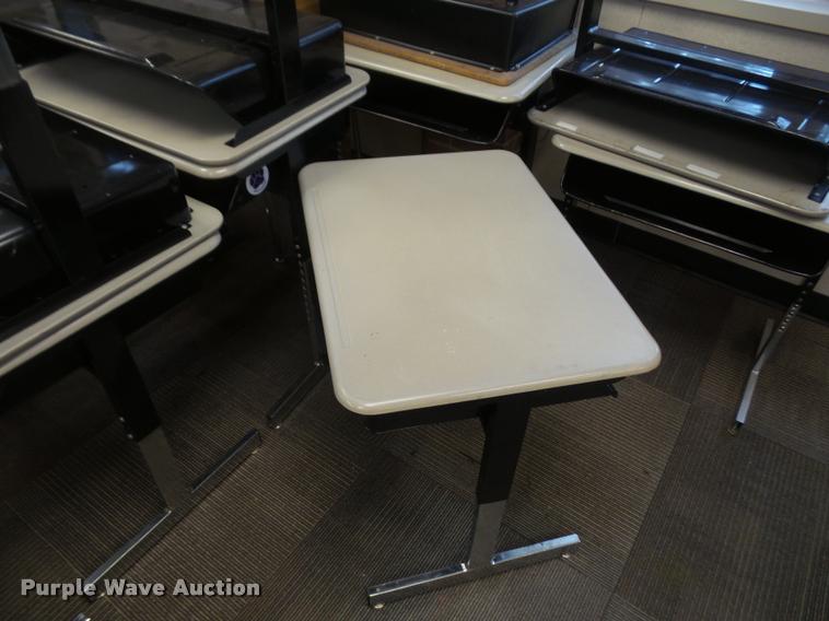 image for item DC9303 Furniture