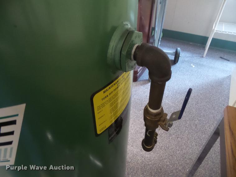 image for item DC9311 Speedaire air compressor