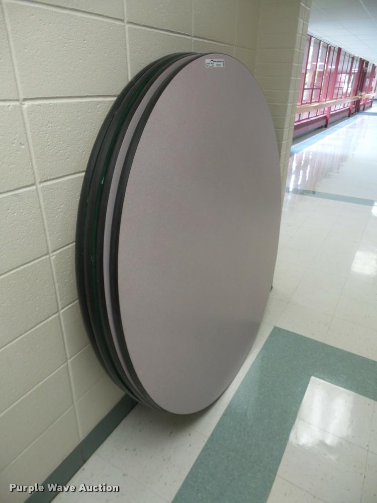 image for item DC9317 (4) 60" round tables