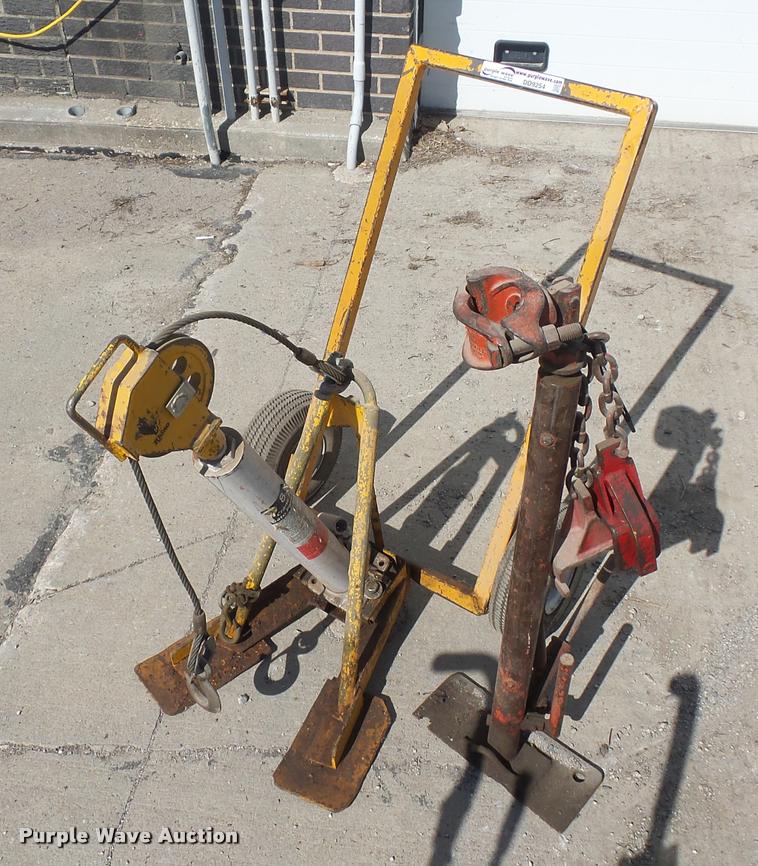 image for item DD9254 Post puller