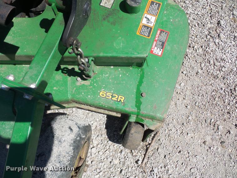 image for item DD9266 John Deere 652R ZTR lawn mower