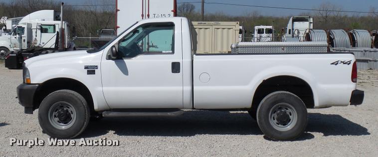 image for item DD9281 2004 Ford F250 Super Duty pickup truck