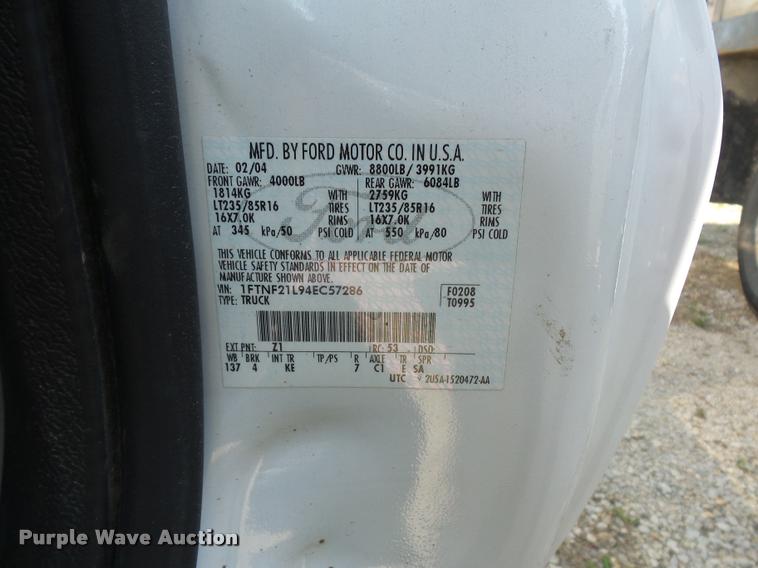 image for item DD9281 2004 Ford F250 Super Duty pickup truck