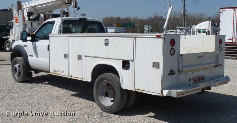 image for item DD9283 2007 Ford F450 Super Duty utility truck