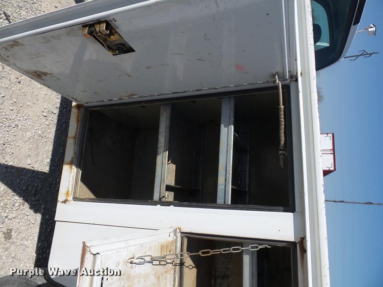 image for item DD9283 2007 Ford F450 Super Duty utility truck