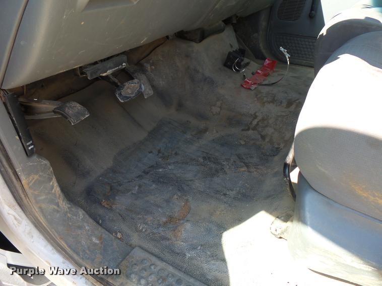 image for item DD9283 2007 Ford F450 Super Duty utility truck