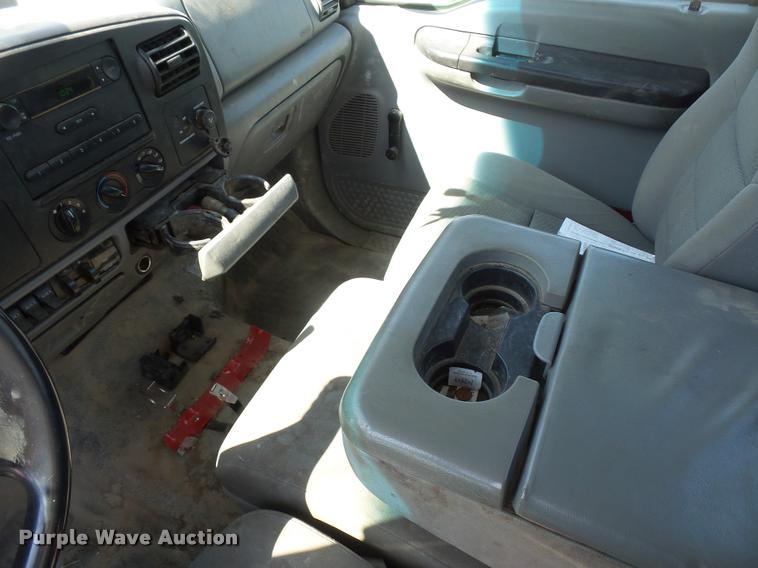 image for item DD9283 2007 Ford F450 Super Duty utility truck