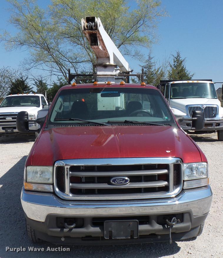 image for item DD9284 2002 Ford F350 Super Duty bucket truck