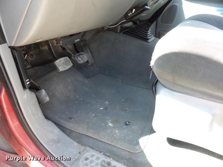 image for item DD9284 2002 Ford F350 Super Duty bucket truck