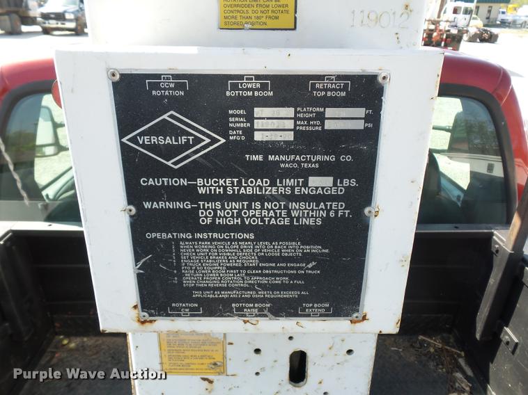 image for item DD9284 2002 Ford F350 Super Duty bucket truck