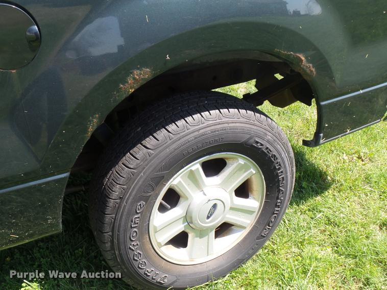 image for item DD9286 2004 Ford F150 SuperCrew pickup truck