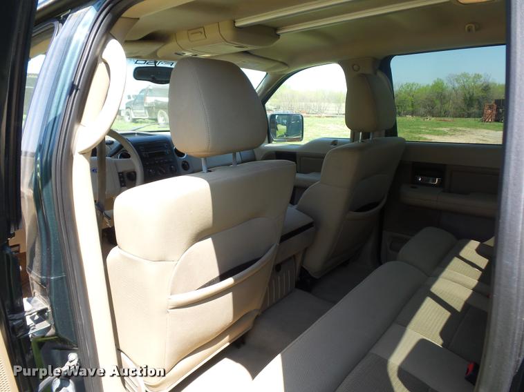 image for item DD9286 2004 Ford F150 SuperCrew pickup truck