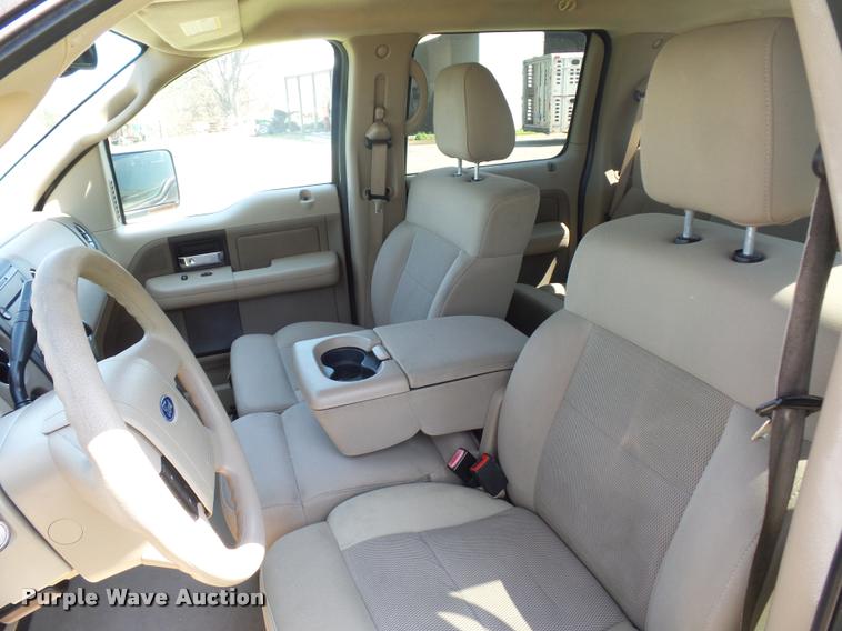 image for item DD9286 2004 Ford F150 SuperCrew pickup truck