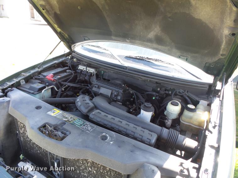 image for item DD9286 2004 Ford F150 SuperCrew pickup truck