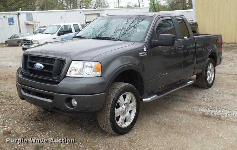 image for item DD9304 2007 Ford F150 SuperCab pickup truck