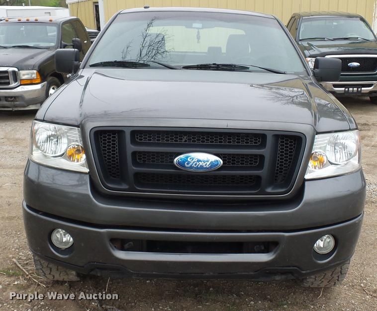 image for item DD9304 2007 Ford F150 SuperCab pickup truck