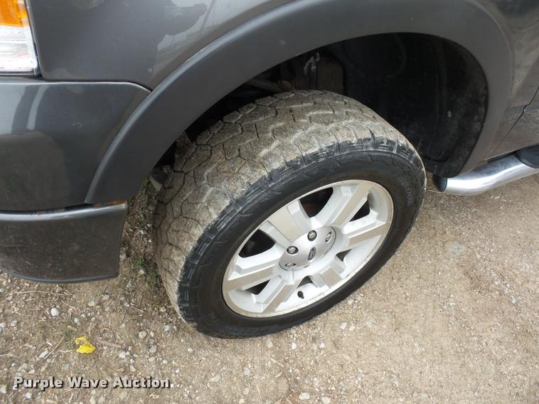 image for item DD9304 2007 Ford F150 SuperCab pickup truck