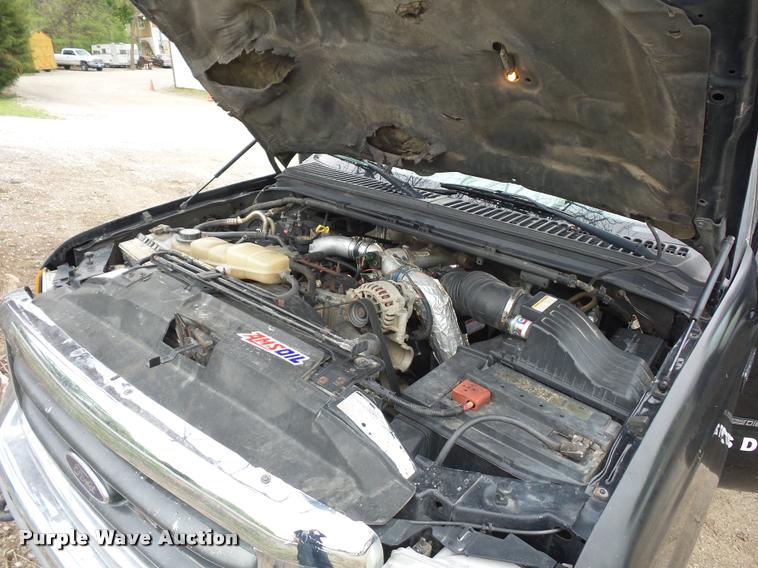 image for item DD9305 2001 Ford F350 Super Duty SuperCab pickup truck