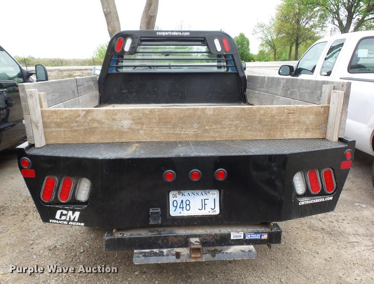 image for item DD9306 1988 Ford F250 HD flatbed pickup truck
