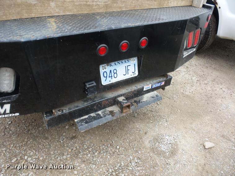 image for item DD9306 1988 Ford F250 HD flatbed pickup truck