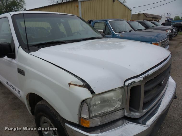 image for item DD9307 2003 Ford F250 Super Duty SuperCab pickup truck